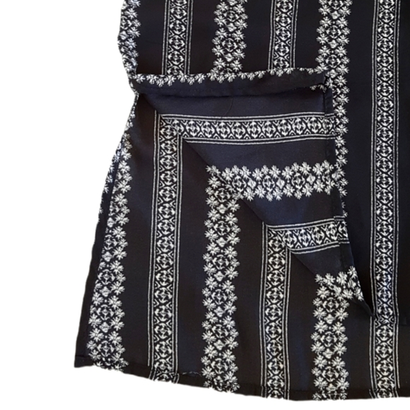 Paper Crane- Halter Blouse - Picture 4 of 4